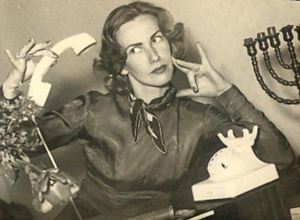Edith van Lew: Am Telefon (I. Settgast)