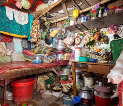 Sebastian Keitel:  Slum Interior I - Dhaka, Bangladesh 